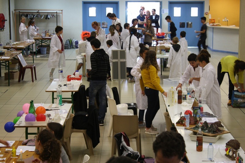 Lycéens et écoliers, ensemble pour la Science